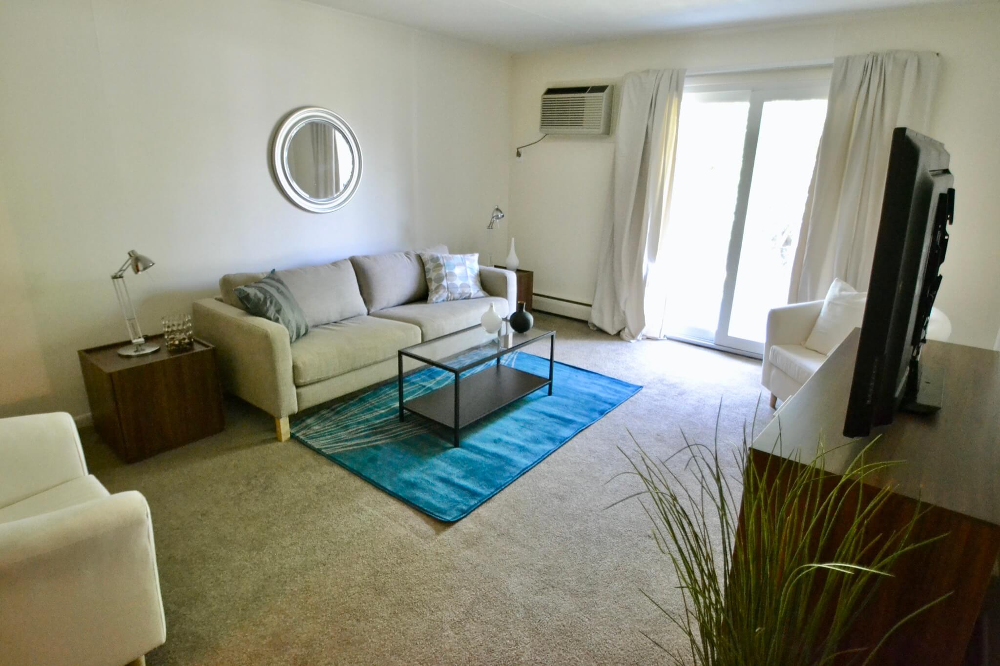 Lafayette Court Apartments